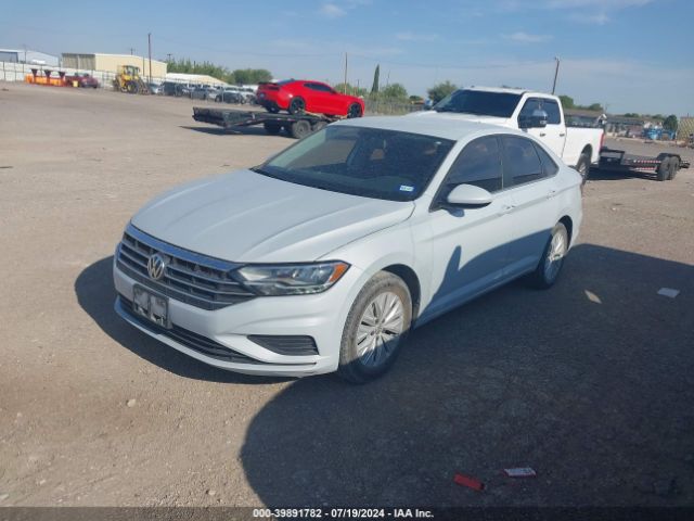 3VWN57BU4KM117870 Volkswagen Jetta 1.4t S