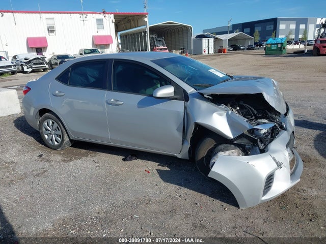 Toyota COROLLA LE 2016 5YFBURHE2GP498672 Image 13
