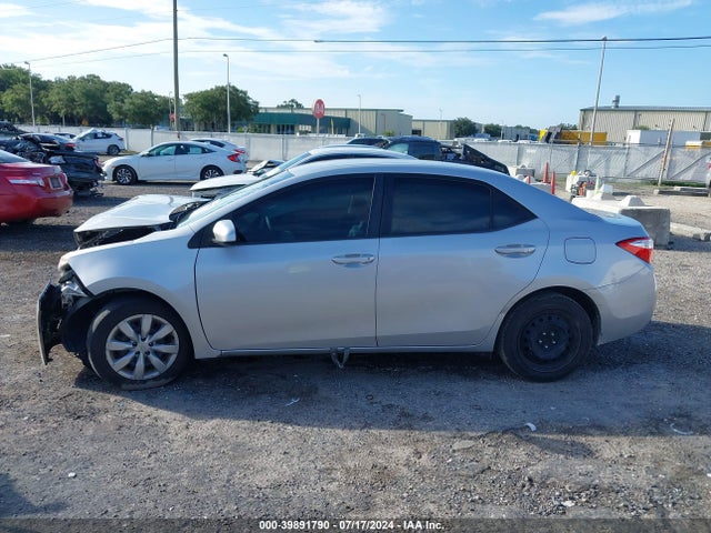 Toyota COROLLA LE 2016 5YFBURHE2GP498672 Image 14