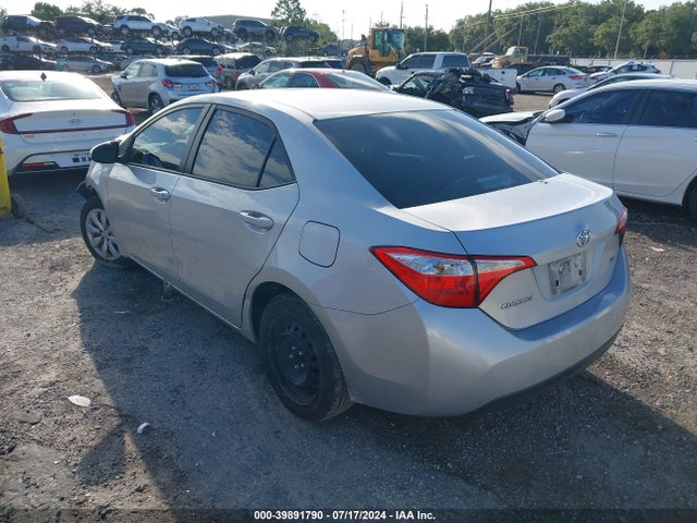 Toyota COROLLA LE 2016 5YFBURHE2GP498672 Image 3