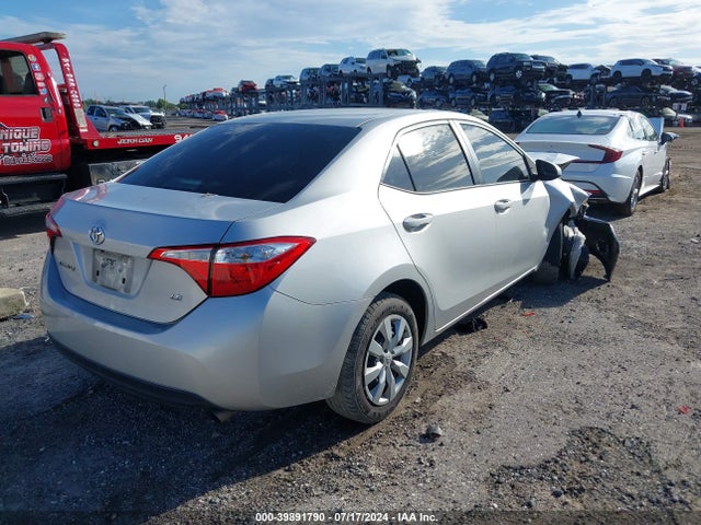 Toyota COROLLA LE 2016 5YFBURHE2GP498672 Image 4