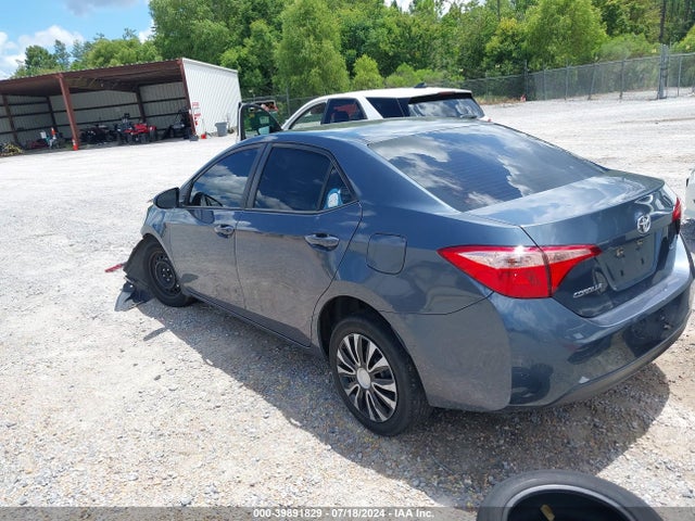 Toyota COROLLA LE 2019 5YFBURHE5KP940868 Image 3