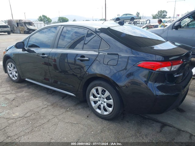 Toyota COROLLA LE 2022 5YFEPMAE5NP274861 Image 3