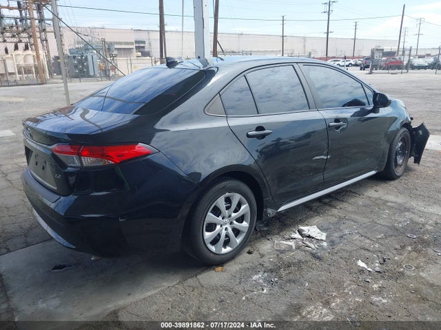 Toyota COROLLA LE 2022 5YFEPMAE5NP274861 Image 4
