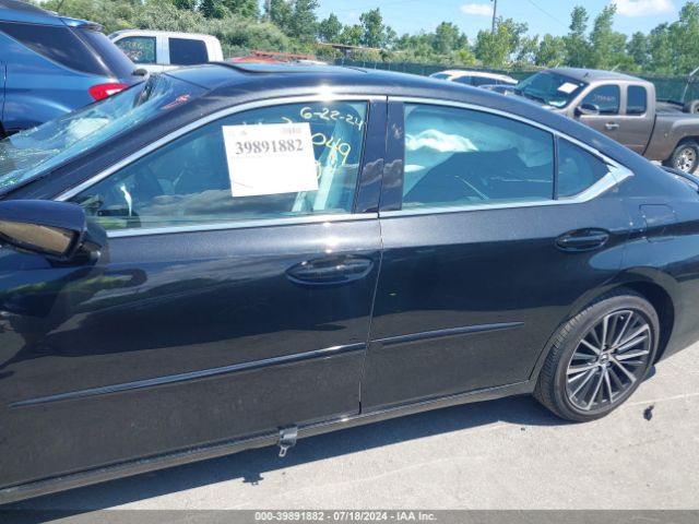 58AD11D13PU011024 Lexus ES 250