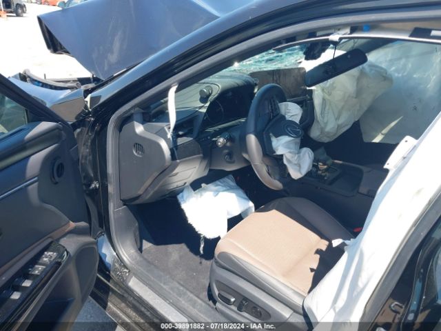 58AD11D13PU011024 Lexus ES 250