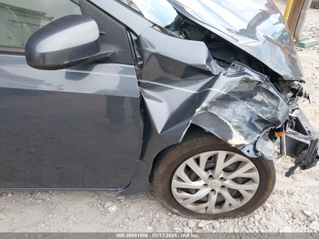 Toyota COROLLA LE 2017 2T1BURHE3HC877861 Image 18