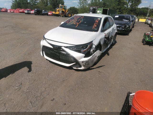 Toyota COROLLA SE 2021 JTND4MBE2M3133736 Image 2