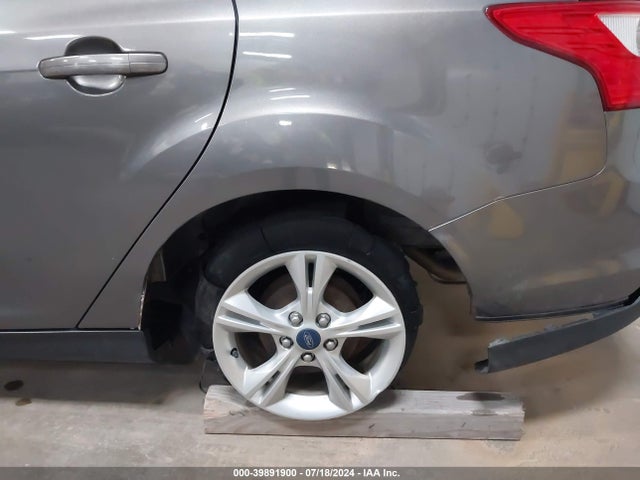 Ford FOCUS SE 2014 1FADP3F20EL317585 Image 6