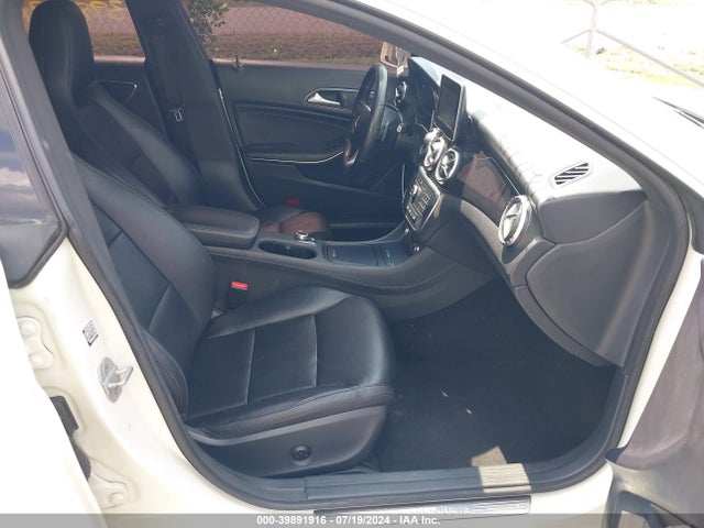 Mercedes-Benz CLA 250 2015 WDDSJ4EB3FN237462 Image 5