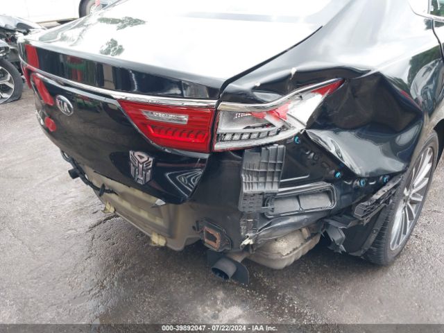 KNALC4J14H5039429 KIA Cadenza Premium