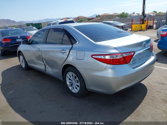 Toyota CAMRY LE 2015 4T4BF1FK9FR503454 Image 3