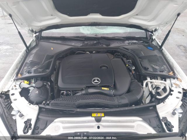 W1KWF8DBXMR622986 Mercedes-Benz C 300 Sedan