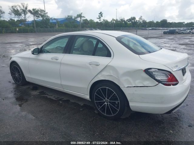 W1KWF8DBXMR622986 Mercedes-Benz C 300 Sedan