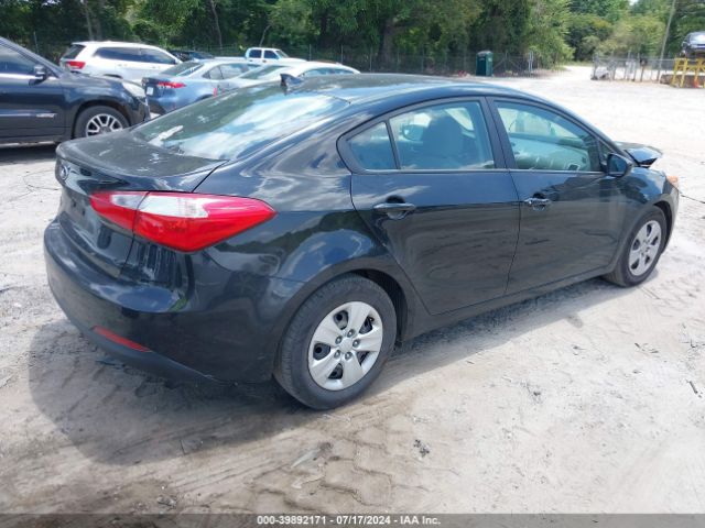 KNAFK4A69F5371729 KIA FORTE LX
