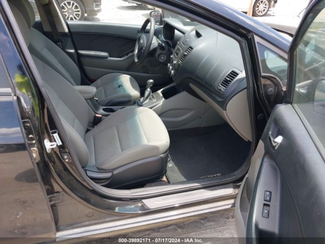 KNAFK4A69F5371729 KIA FORTE LX
