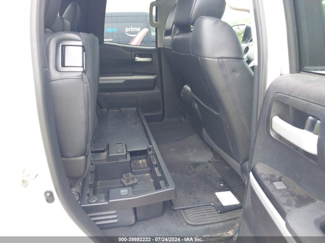 5TFBY5F1XKX827867 Toyota Tundra Limited 5.7l V8