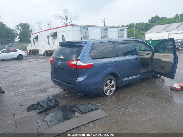 Toyota Sienna L 7 Passenger 2015 5TDZK3DC2FS673496 Image 4