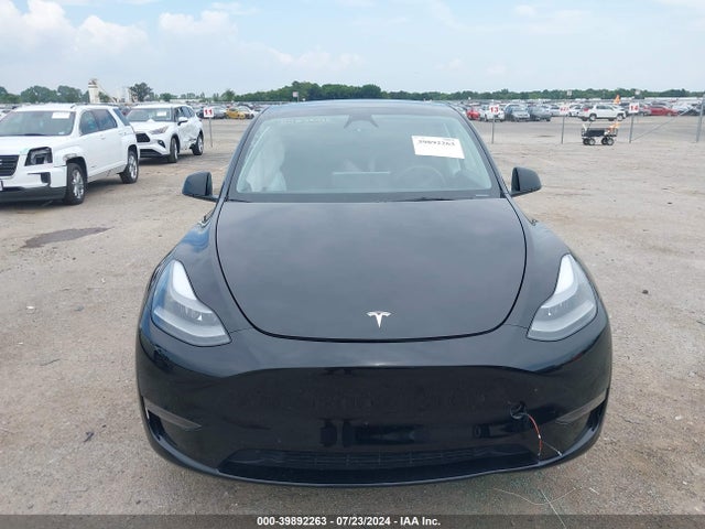 7SAYGDED8RF022380 Tesla Model Y