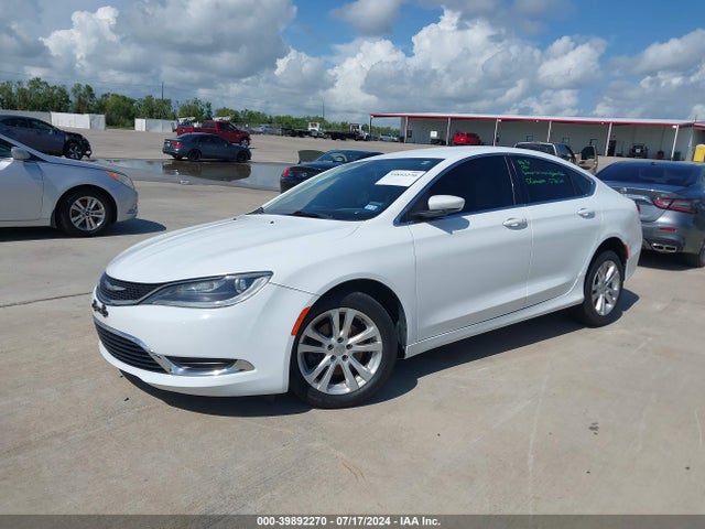 Chrysler 200 Limited 2015 1C3CCCAB0FN757695 Image 2