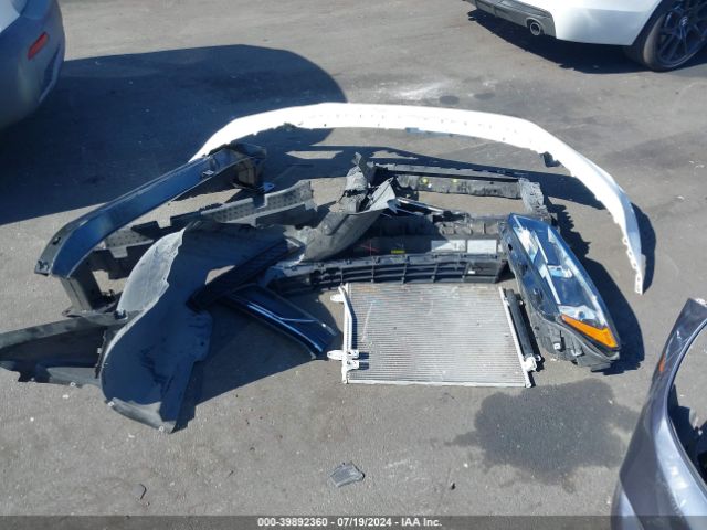 1VWAT7A32HC010257 Volkswagen Passat 1.8t S