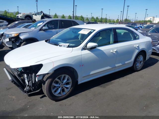 1VWAT7A32HC010257 Volkswagen Passat 1.8t S