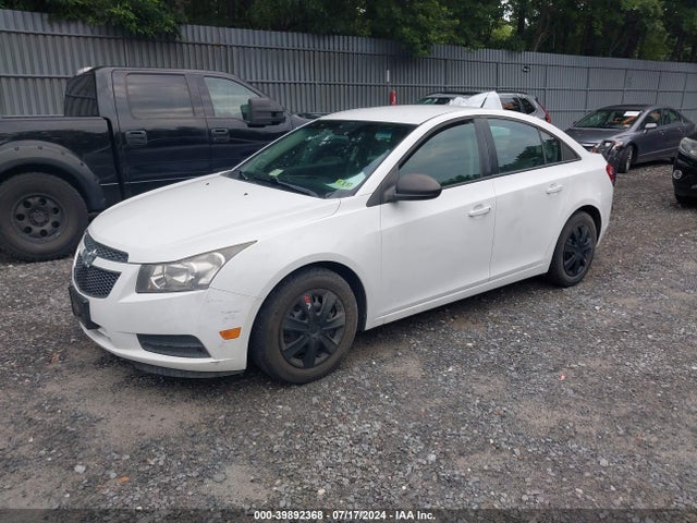 Chevrolet Cruze Ls Auto 2014 1G1PA5SH5E7215165 Image 2
