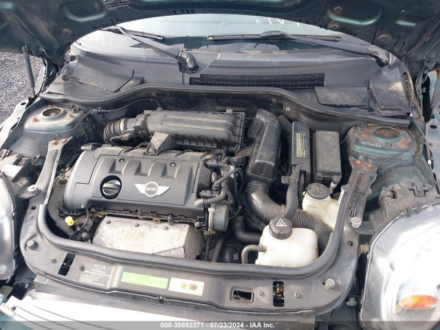 2010 MINI COOPER WMWMF3C51ATZ26798 Photo 9