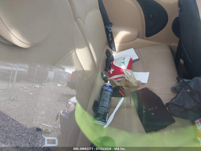 2010 MINI COOPER WMWMF3C51ATZ26798 Photo 7