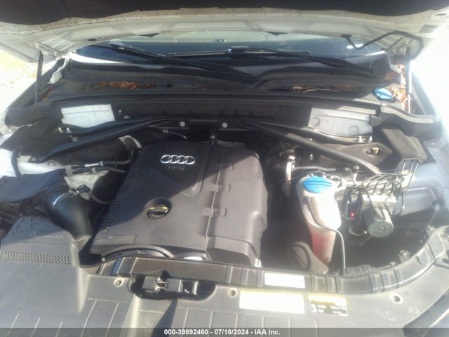 WA1LFAFP7EA114112 Audi Q5 2.0t Premium