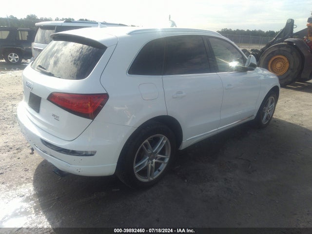 WA1LFAFP7EA114112 Audi Q5 2.0t Premium