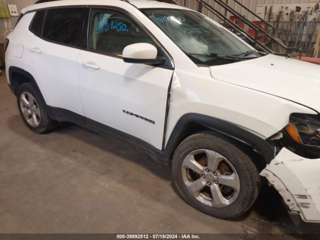 3C4NJDBB7JT456946 Jeep Compass Latitude 4x4