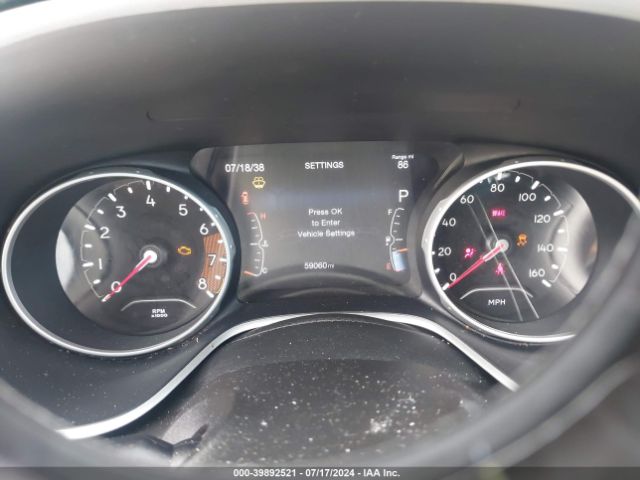 3C4NJCBB5HT629514 Jeep New Compass Latitude Fwd