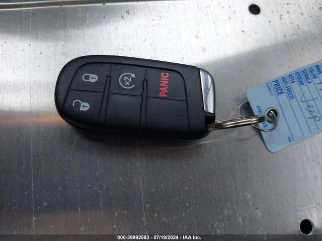 ZACCJBBB3HPF33308 Jeep Renegade Latitude 4x4