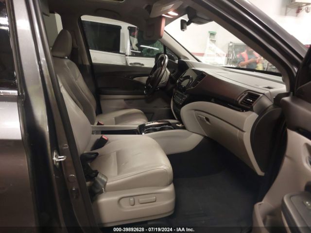 5FNYF6H65KB004997 Honda Pilot Touring