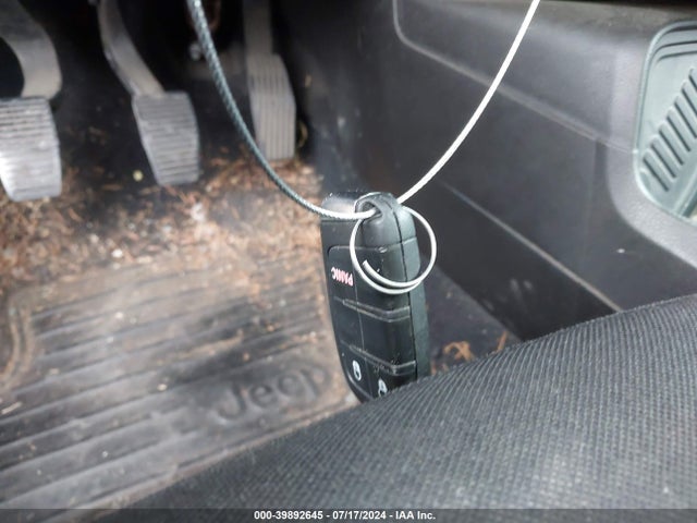 ZACCJAAH8HPE97647 Jeep Renegade Sport Fwd