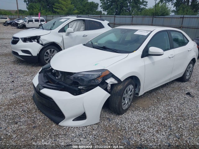 Toyota COROLLA LE 2019 2T1BURHE7KC226594 Image 2