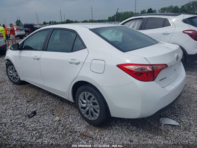 Toyota COROLLA LE 2019 2T1BURHE7KC226594 Image 3