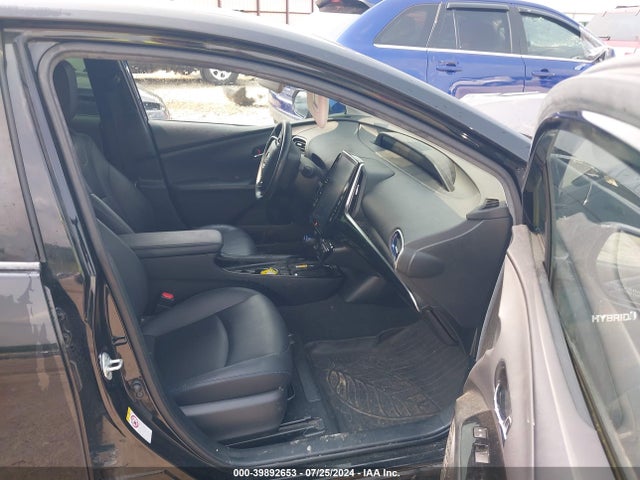 JTDKARFU5K3083608 Toyota Prius Limited