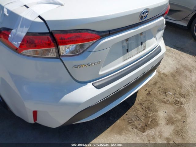 JTDEAMDE8MJ002658 Toyota Corolla Hybrid Le