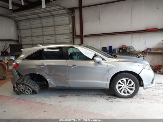 5J8TB3H51JL001832 Acura Rdx Technology   Acurawatch Plus Packages/technology Package