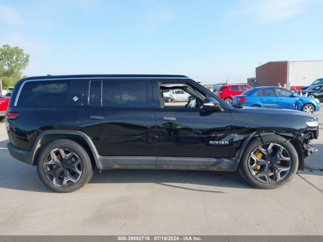 7PDSGABA7PN004018 Rivian R1s Adventure