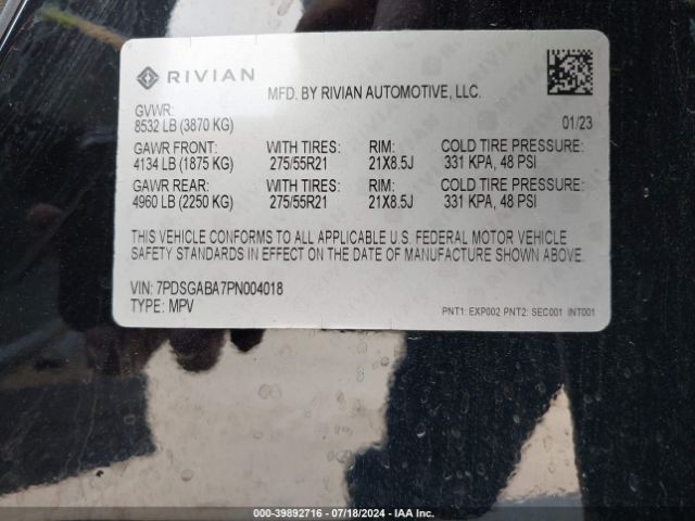 7PDSGABA7PN004018 Rivian R1s Adventure