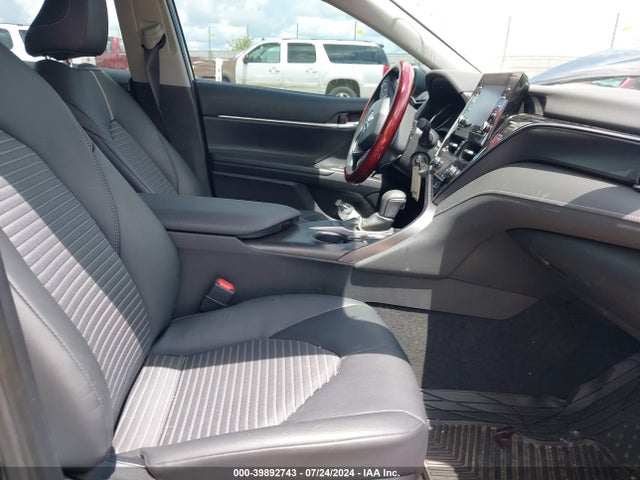 4T1G11AKXRU213735 Toyota CAMRY SE