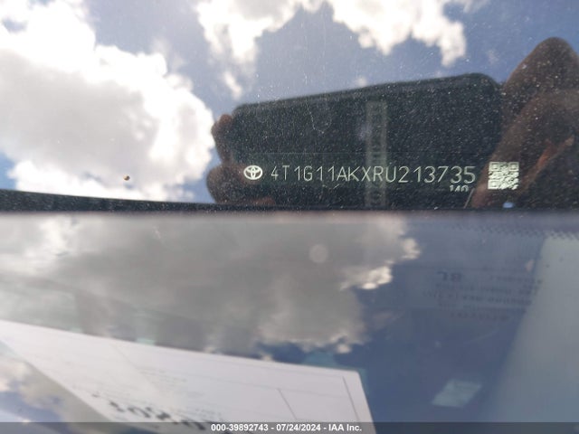 4T1G11AKXRU213735 Toyota CAMRY SE