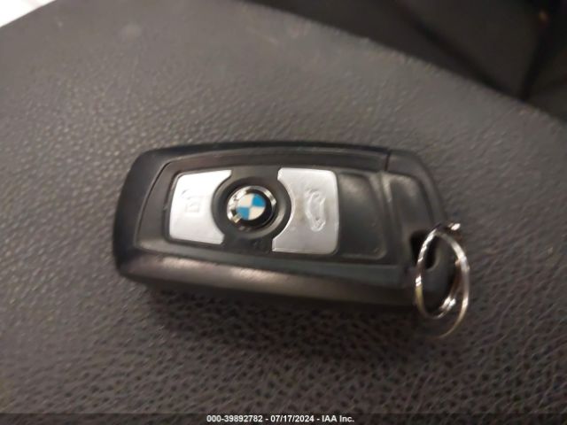 WBA3C3C56EP661685 BMW 320i Xdrive