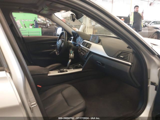 WBA3C3C56EP661685 BMW 320i Xdrive