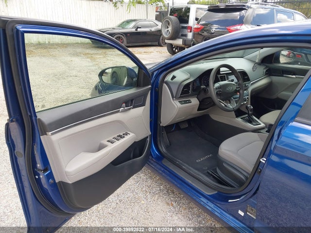 Hyundai ELANTRA SE 2020 5NPD74LF0LH597016 Image 18