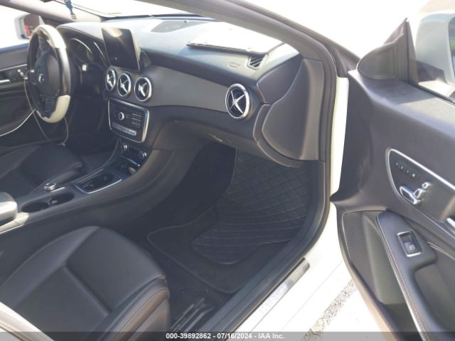 WDDSJ4GB5KN726288 Mercedes-Benz CLA 250 4MATIC