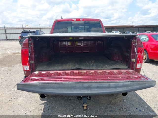 1C6RR7TT1JS186110 RAM 1500 Big Horn  4x4 6'4 Box